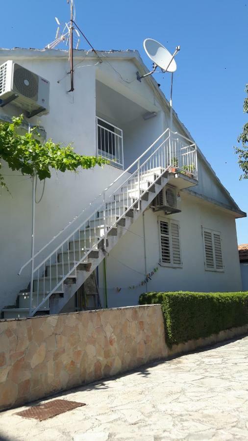 Apartman Zora Trogir Exterior foto