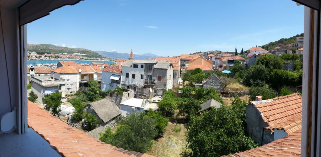 Apartman Zora Trogir Exterior foto